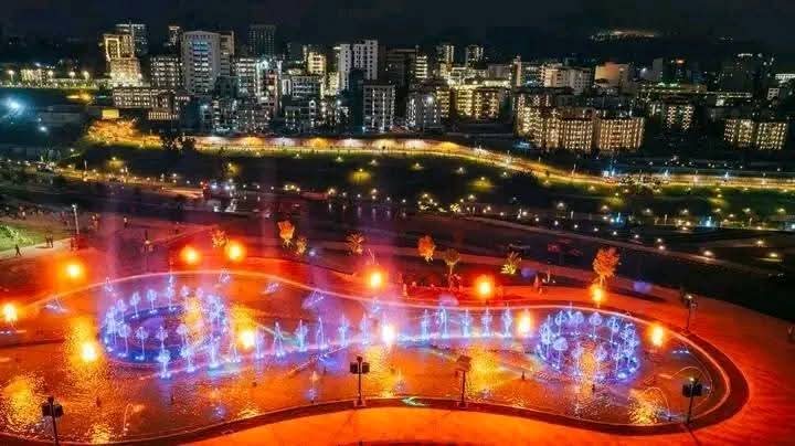 Addisu_N_1's tweet image. Bright lights, vibrant nights… but this isn’t Las Vegas. This is Addis Ababa.
#Addis_Ababa
#Ethiopian