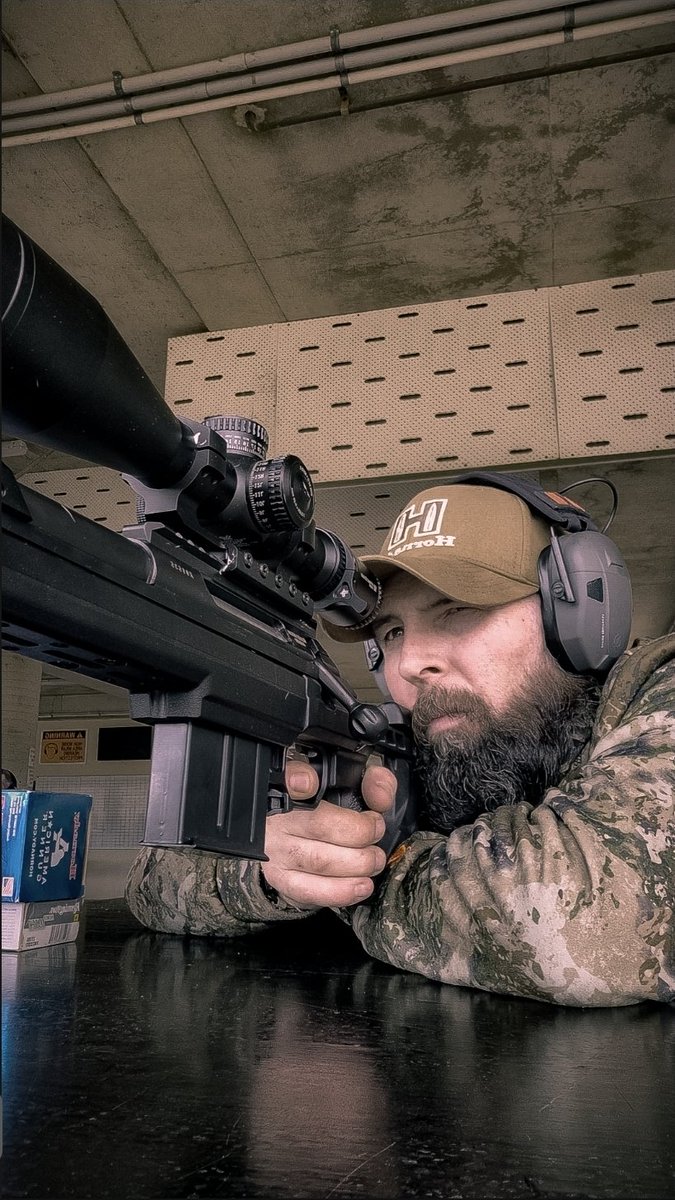 ghostt13__'s tweet photo. Banging on the Lithgow 6.5 creedmoor #24inch  #coldhammerforged #heavybarrel woomera @KRG_W3 #krg #chassis long gun running a @VortexOptics 5-25X56 #strikeeagle sending @TeamHornady #140grain gunners #bthpoints hitting holds and blowing holes https://t.co/CcUA63nn1U
