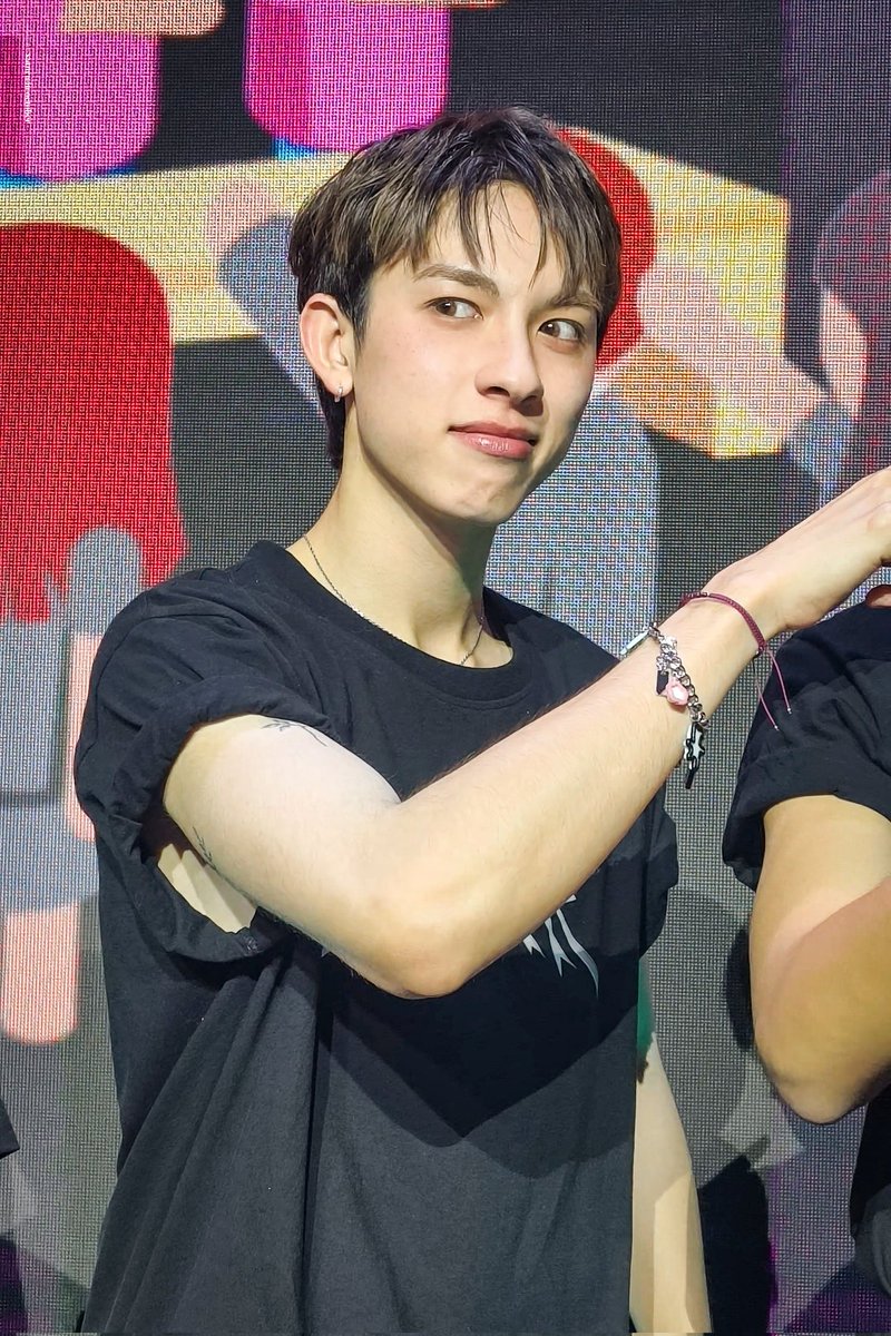 มานเปนไรอีกแยะ 

#HelloBoysssinHoChiMinhCity 
#HelloBoysssinHoChiMinhCityxPROXIE
#PROXIEInVietnam
#PROXIEth #PROXIEOnglee