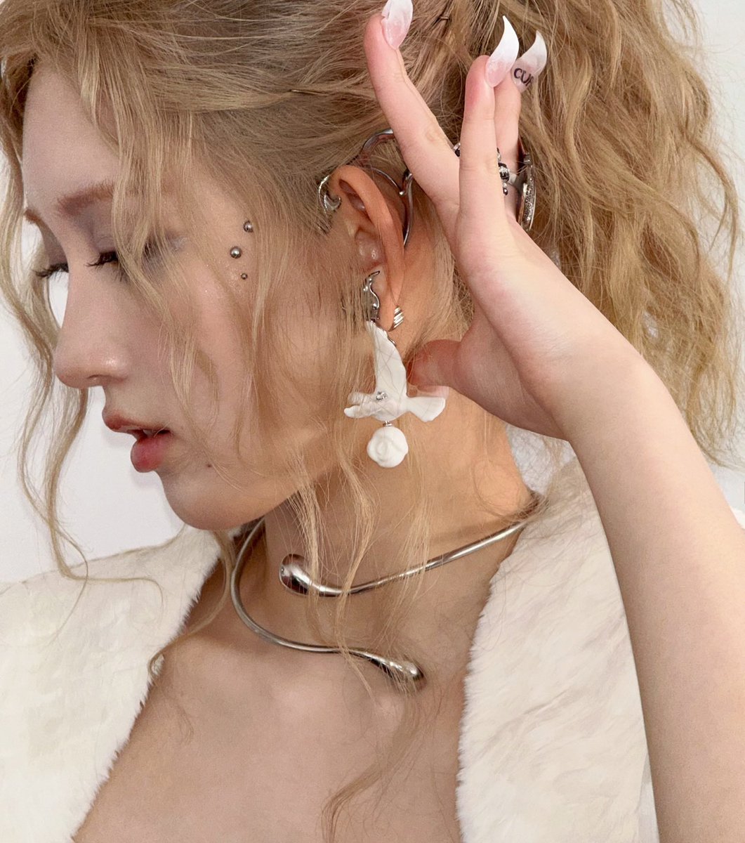 왜조각상담당을맡앗는지너무잘알겟슨,,