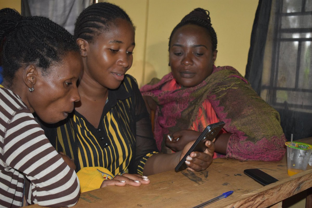 GoUseTech2's tweet image. 🌟 Empowering Women through Digital Skills! 🌟

Today, our amazing women left the training room with big smiles and bigger dreams! 💃✨

#GoUseTech #WomenEmpowerment #DigitalMarketing #RefugeeWomen #TikTokForBusiness #SkillsForChange