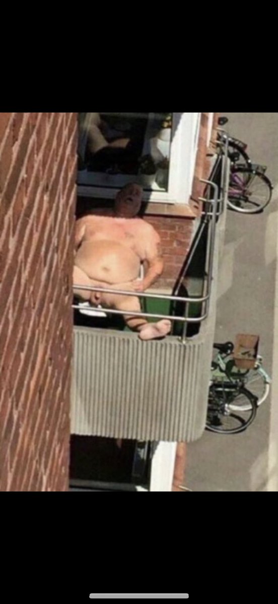 클럽갔다 집오면 이래됨