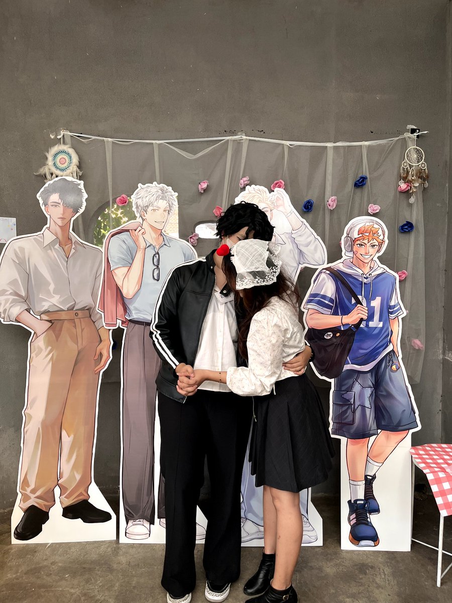 qincce's tweet image. confirmed dating to sakusa kiyoomi.

[thank you to kak @rubybiri gacor banget fs NYAAAA AKHHHH 💋💋]