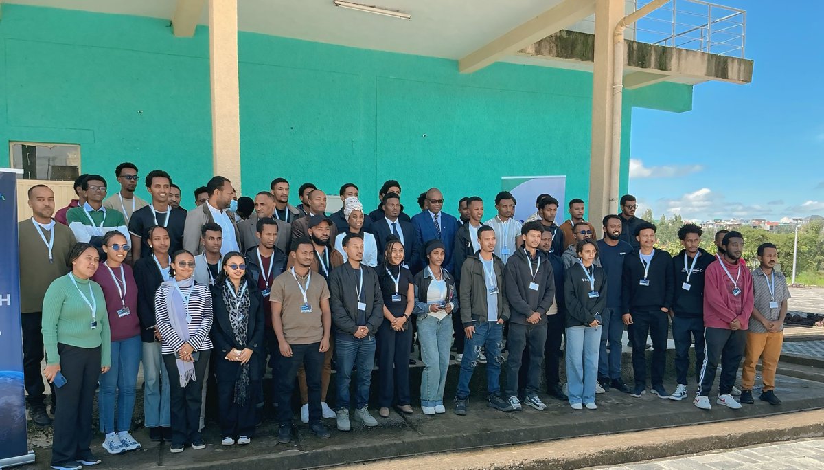 🚀 Reboot the Earth Ethiopia 2025 is here!
A 2-day AI-powered sprint to reimagine climate &amp; agriculture for resilience &amp; food security.

With leaders from @MInT_Ethiopia, <a href="/FAO/">Food and Agriculture Organization</a> &amp; AASTU inspiring Ethiopia’s youth to lead change. 🌱🤖

#RebootTheEarth2025 #AIForAgriculture