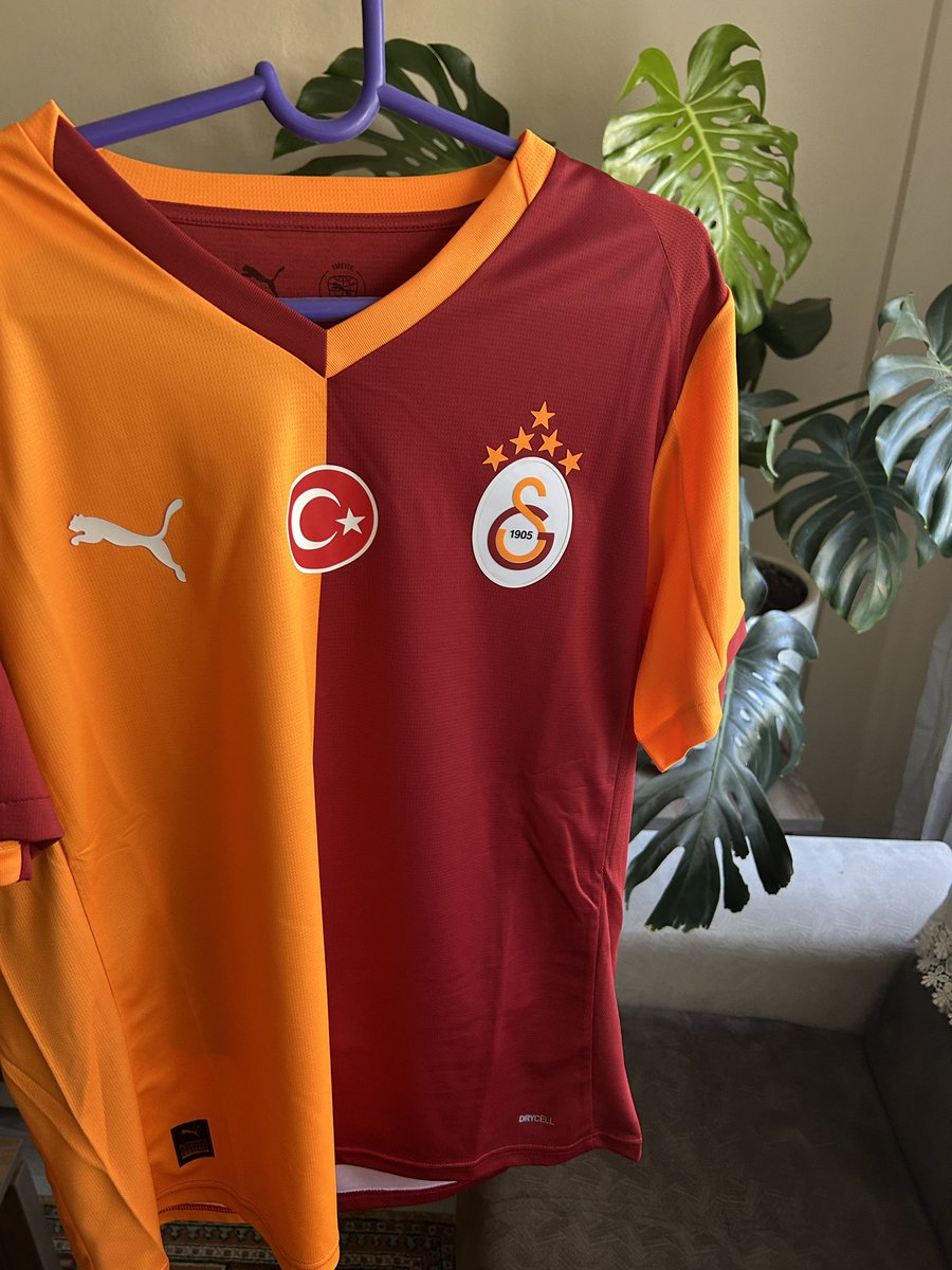 Teşekkürler <a href="/mknewstr/">MK News TR</a> <a href="/PUMATurkiye/">PUMA Türkiye</a> <a href="/GalatasaraySK/">Galatasaray SK</a>