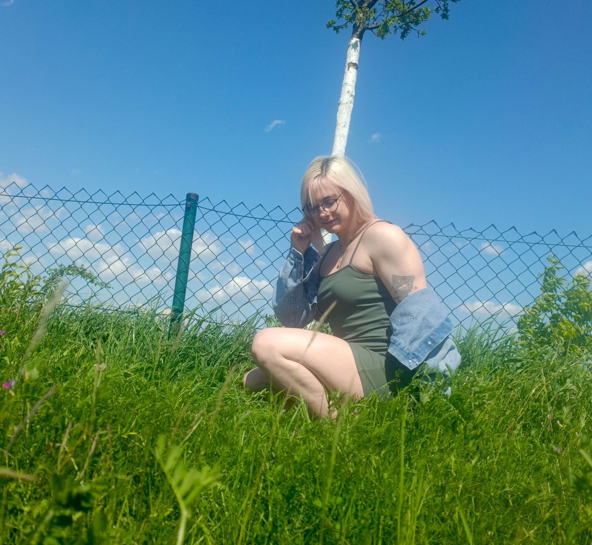 AkikoYuOfficial's tweet image. Looking for some luck 🍀 

#goodweather #clearsky #hellosunshine #breatheoutside