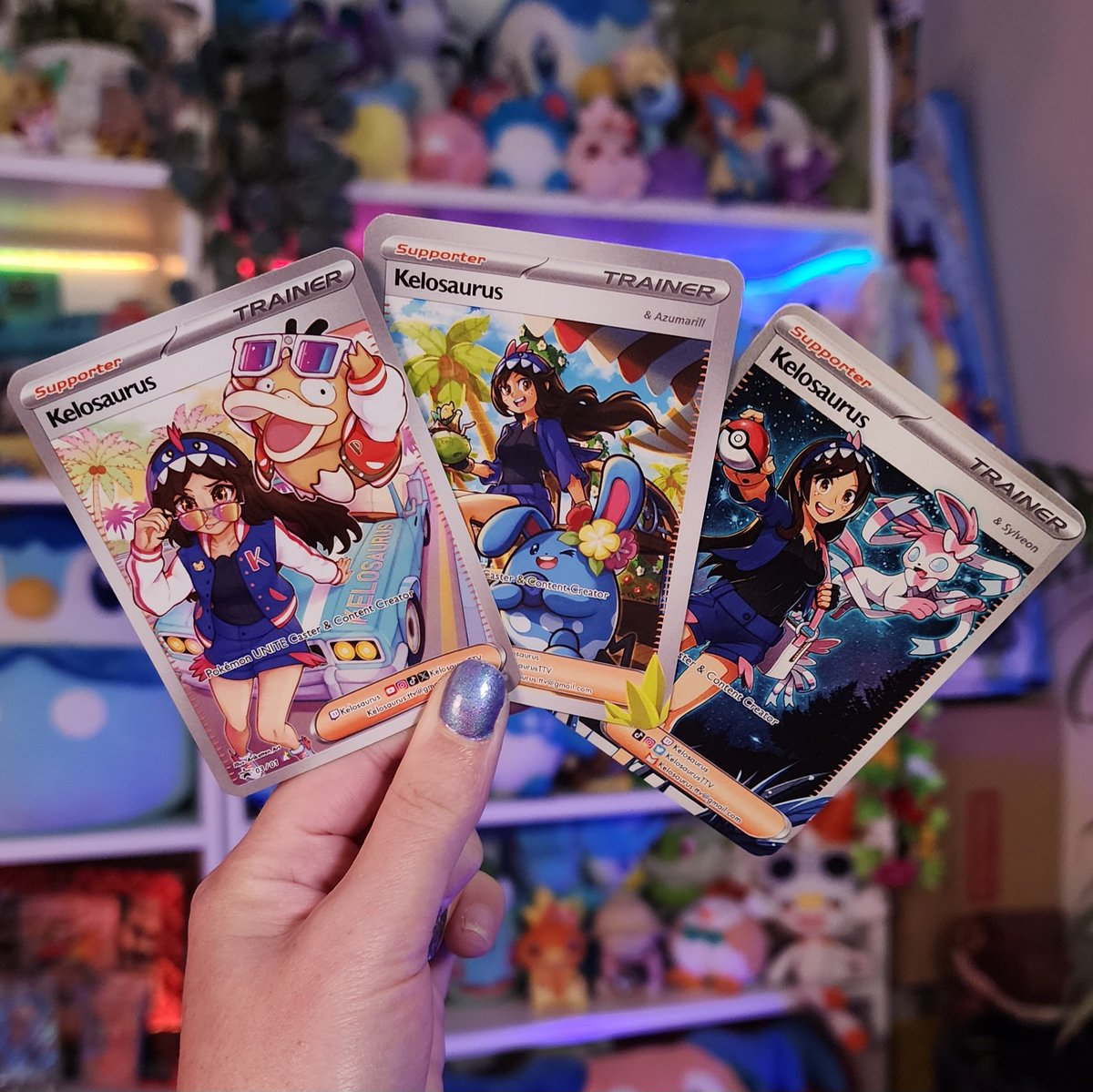 Revealing my Pokémon Worlds 2025 custom trainer card by <a href="/arikatten_art/">Arikatten_Art アリ// Commission Open!</a>! ✨️🌴😎 This is the 3rd one they've made for me. 🥰

I've always found it so special to receive something from someone as a memento to remember those events &amp; hope to provide the same with my cards too. 💖