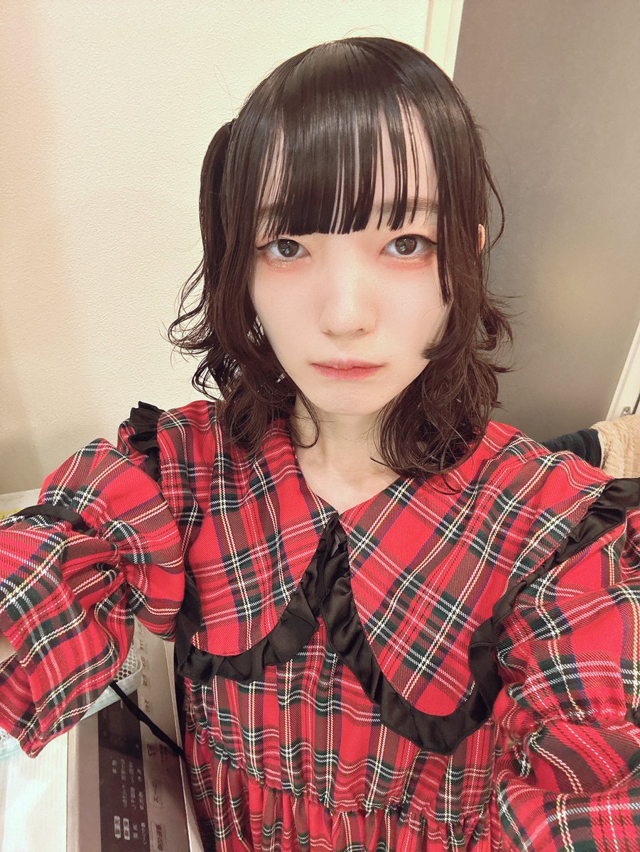 抜歯直後🦷1本しか抜いて無いからあんま変わらへん(  ᐢᢦᐢ )