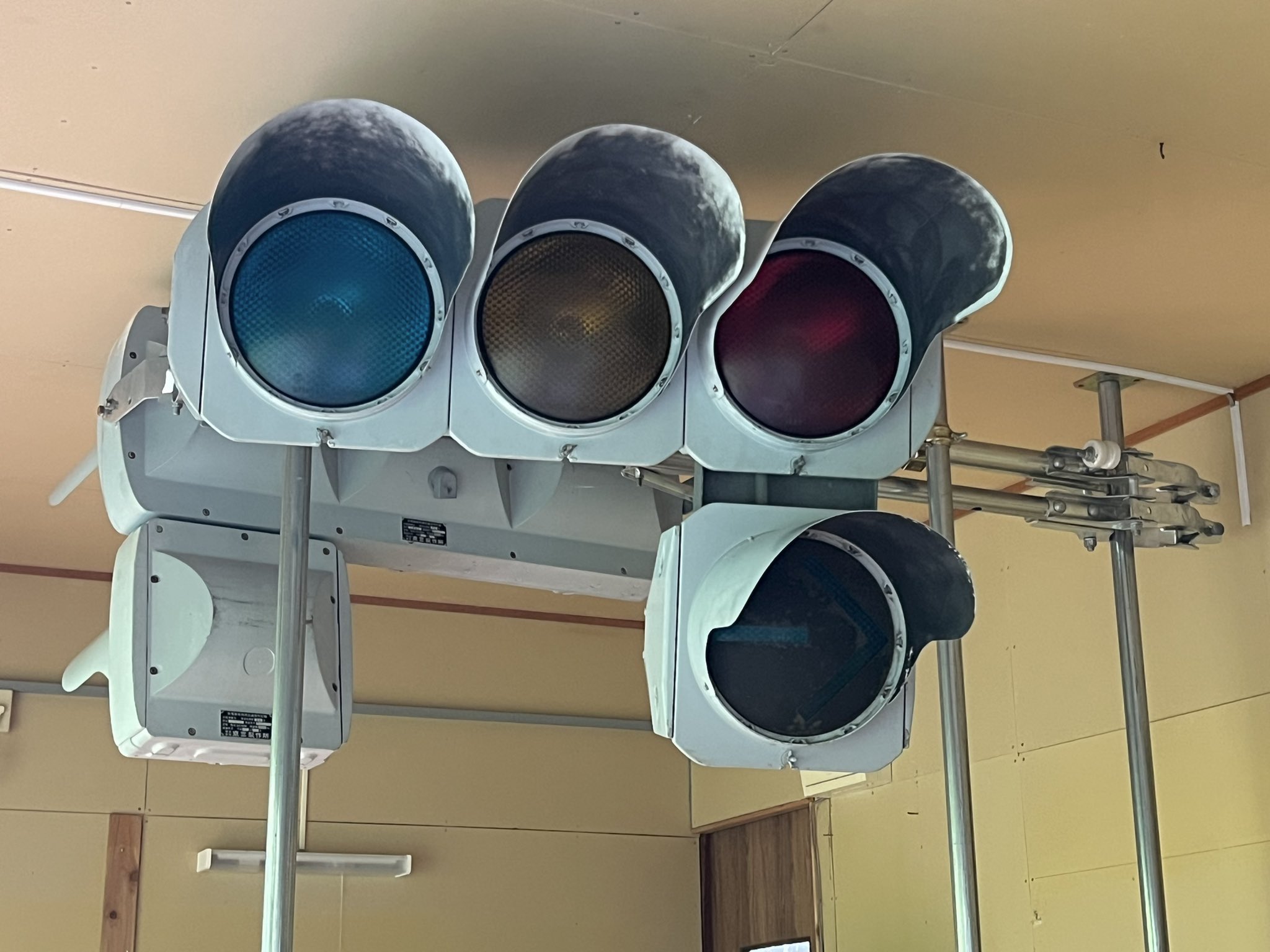 モチーフ編み　信号機 モチーフ編み 信号機
