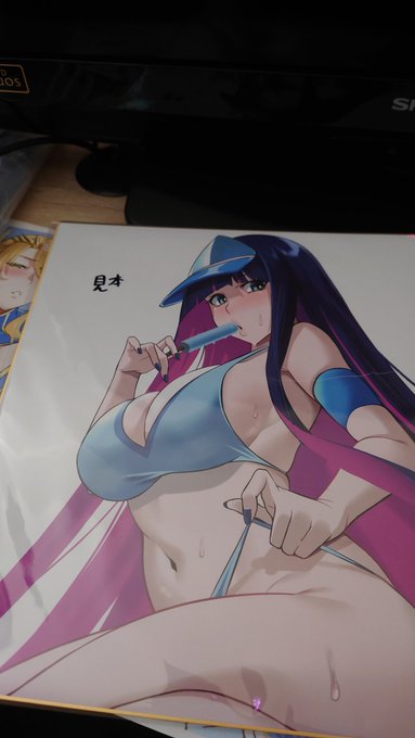 見本チラ見
全部手作業で袋入れ済み
お品書きは明日公開予定

byプロデューサー 