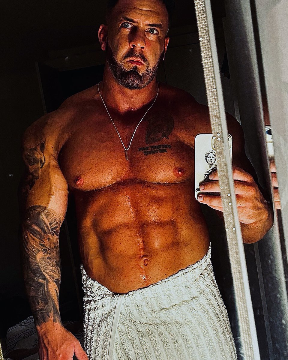 adonis3212's tweet photo. Fresh 

#muscle #man #content https://t.co/w8pEibYjE6
