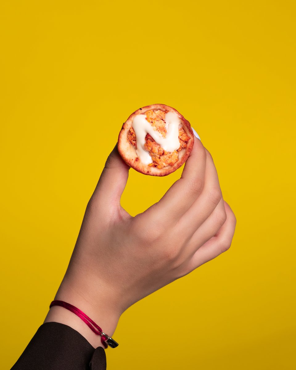 من بين 24 قطعة… هذي يمكن تكون المفضلة عندك 😍
بوكس البايتس، كل قطعة أحلى من الثانية!

#بارتي_بوكس #معجنات #بوكسات_ضيافة