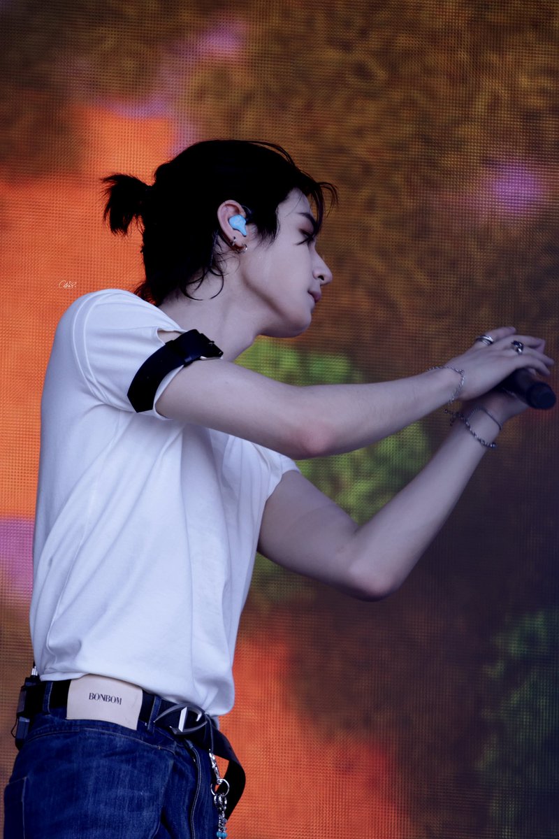 250803
#BOYNEXTDOOR #보이넥스트도어 
 #LEEHAN #이한 #イハン