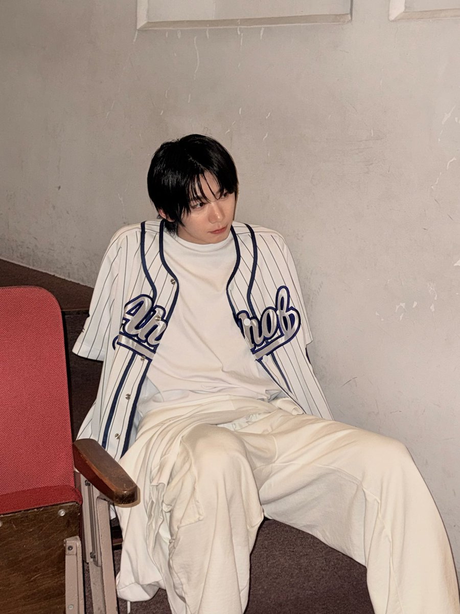 ☁️🩵

#AHOF #아홉 #アホプ 
#HAN #박한 #ハン