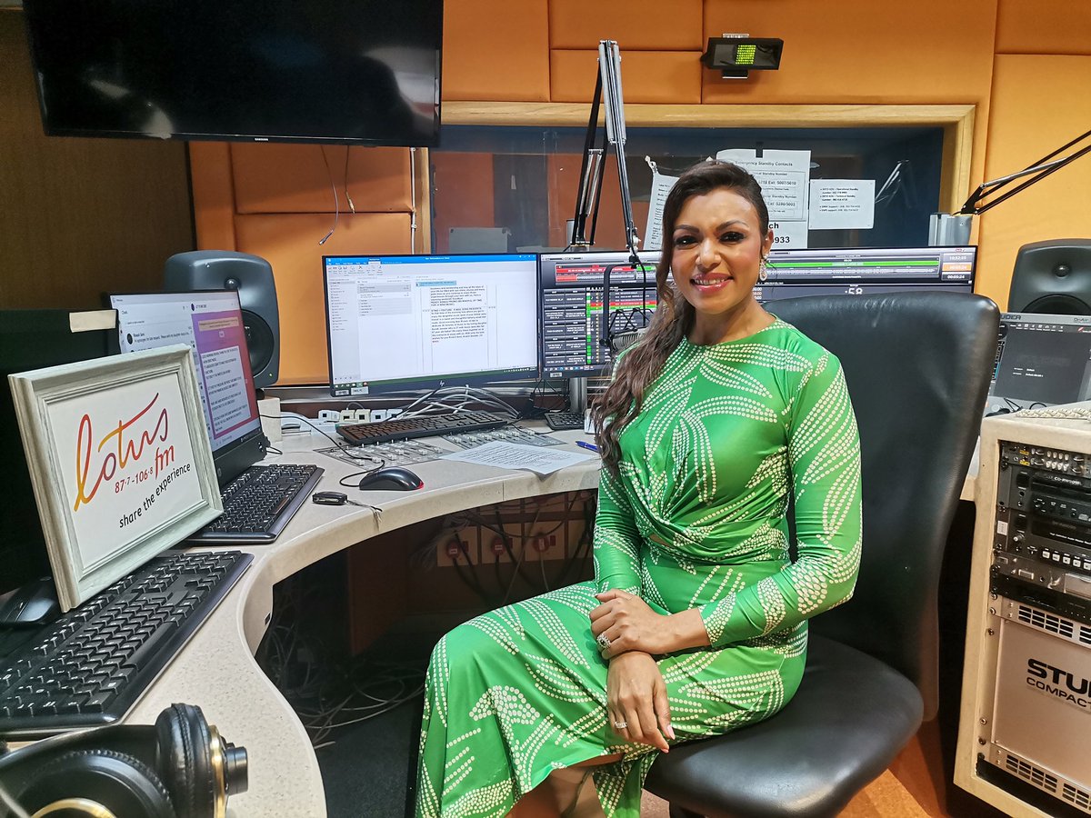 Lotusfm's tweet photo. Rivash Soni Davnarayan was joined by 2024's Mrs. South Africa's first princess and entrepreneur Noeline Rajbally on #VentureBus! She indulged us on some exclusive insights into destination weddings and global destination trends!

#LotusFM
#RivashSoniDavnarayan
#ShareTheExperience https://t.co/vAiF9TYbcc