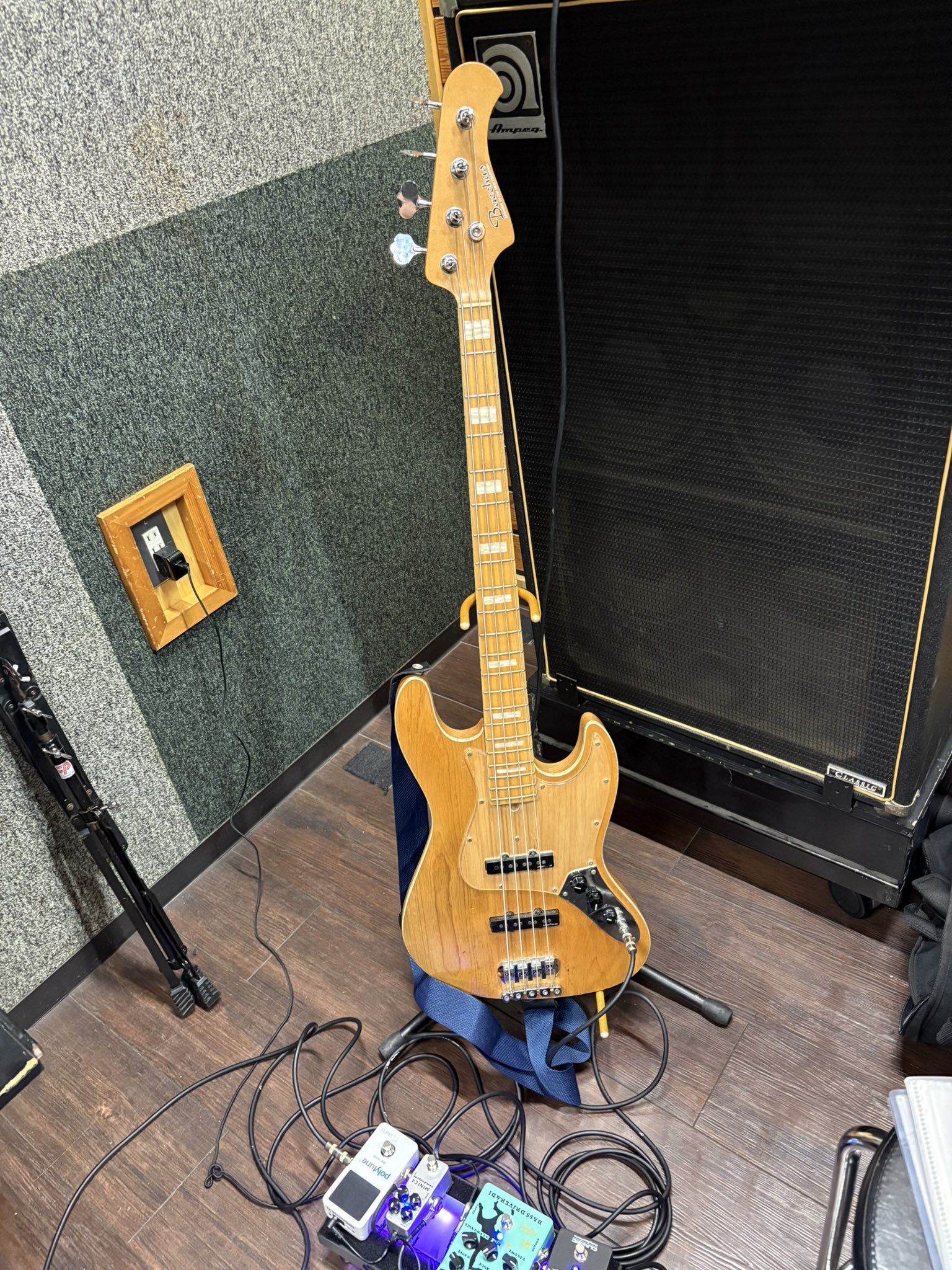 ☆美品　改造して新機能満載のBUSKERS ST ☆美品 改造して新機能満載のBUSKERS ST