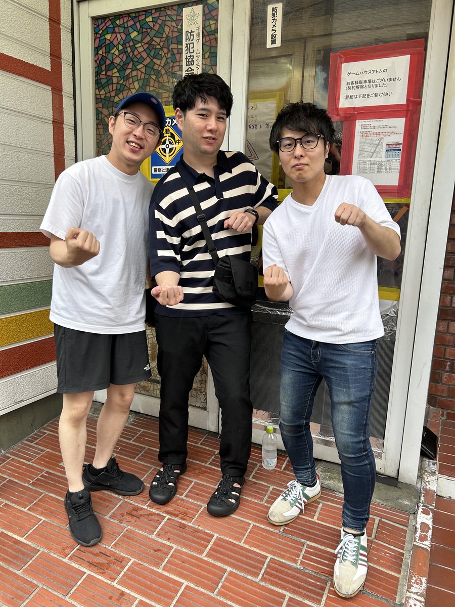 2025 8/10
第3回 東海ベイエリアカップ

優勝は「ペンキMIX」🏆
(ヨゴ・おさげ・虎熊)

関西勢を中心に遠征組も多数参加！
大会前の野試合から高い熱量に包まれていた店内。
フレキシブルなチーム力で走り切ったのはペンキMIX！

#VF5REVO #バーチャファイター