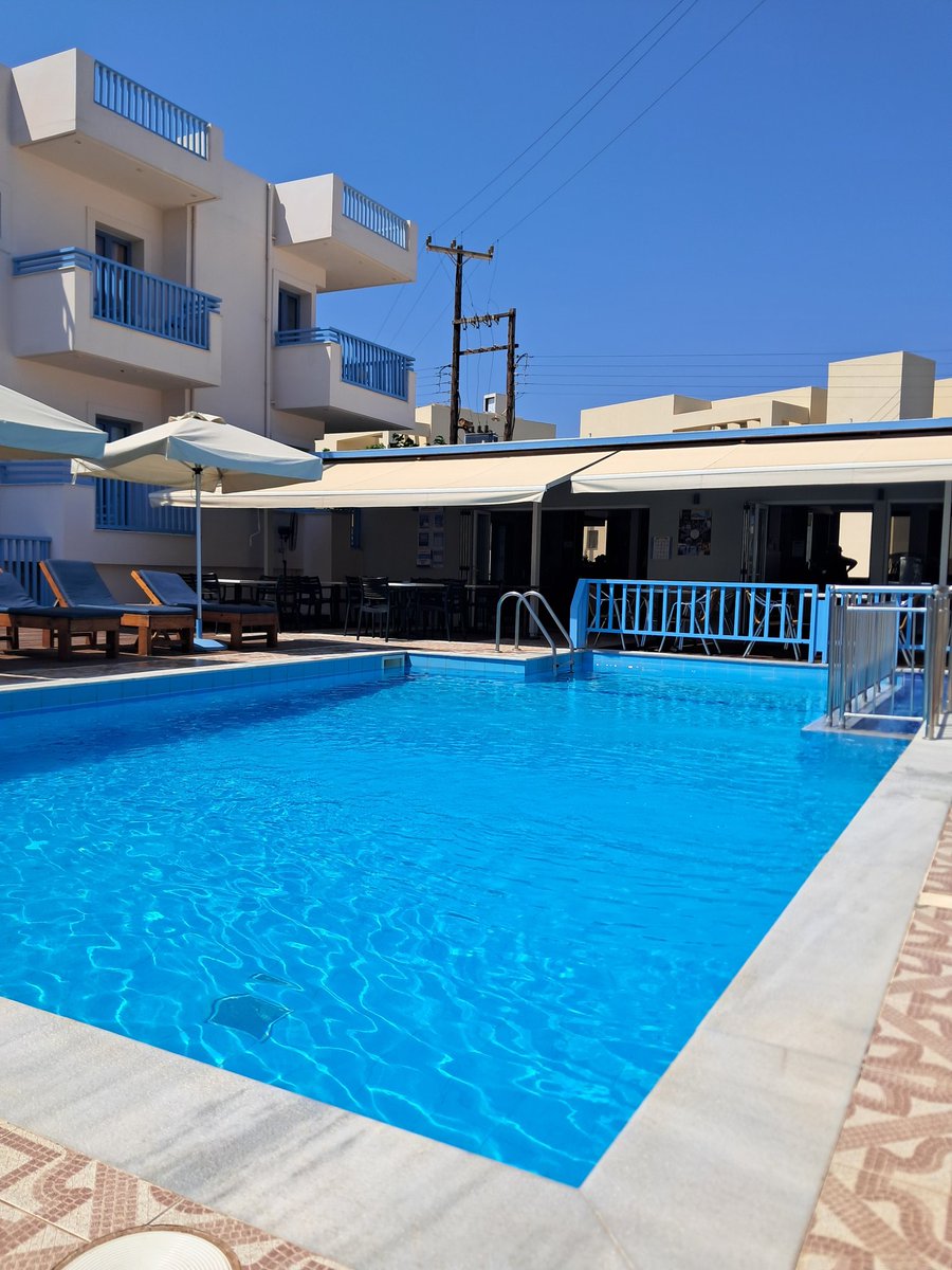 adelej03's tweet image. #Sunday ☀️🇬🇷