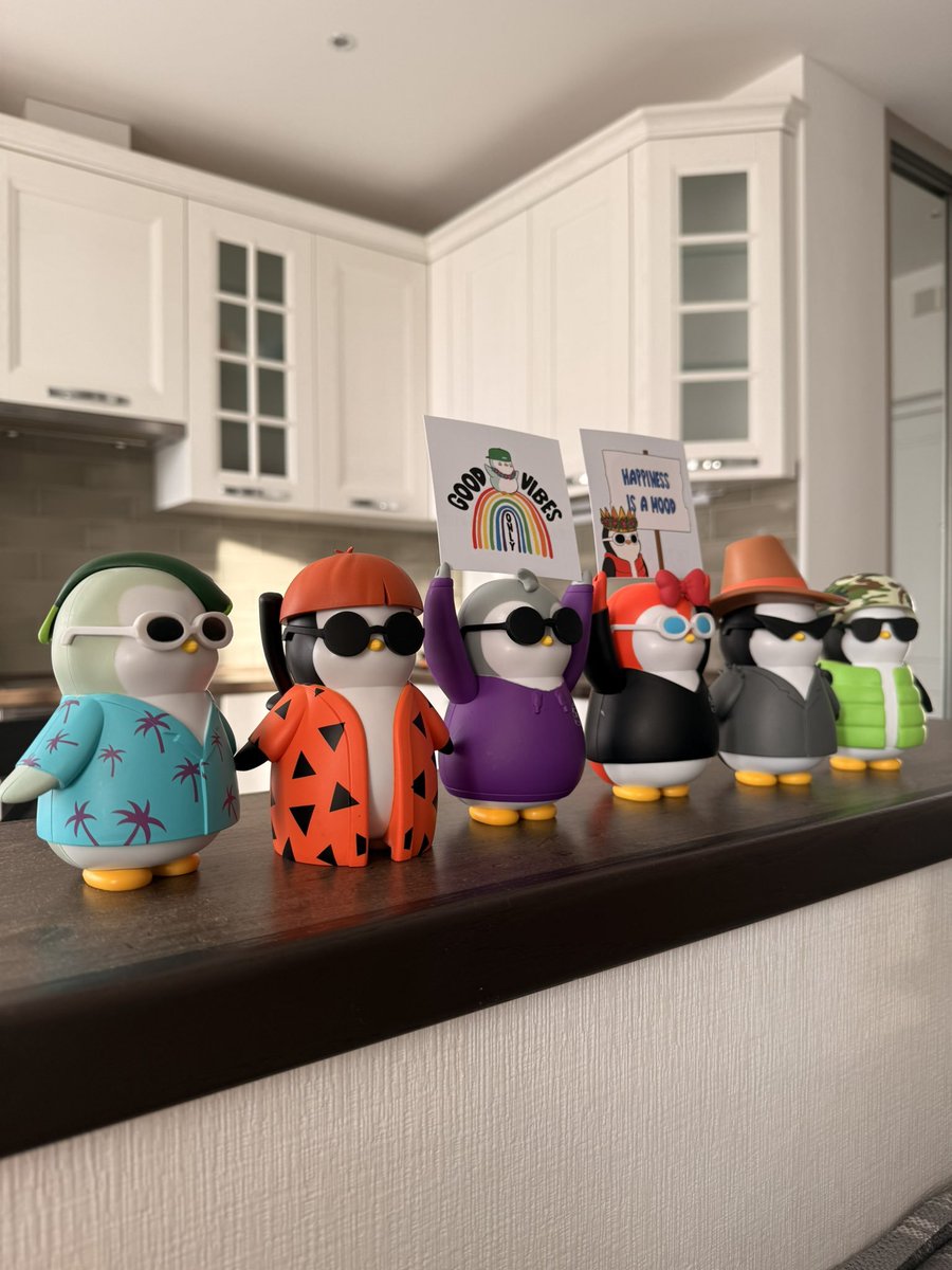 JumpPengu's tweet image. all my bois locked and loaded.

you in?