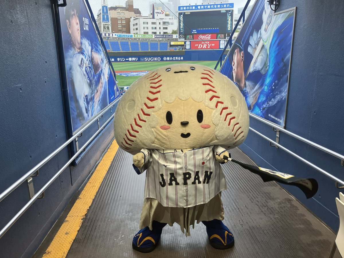 samurai_tamabe's tweet photo. #侍ジャパンDAY 、横浜スタジアム
雨天中止 となったたま...

次はいつか？
果たして呼ばれるのか？？
今はわからないたま〜

すっごく楽しみにしてたけど残念！
でも、今日会いにきてくれたファンの
みなさま！ありがとうたま〜

次は14日 #ベルーナドーム へ行くたま〜

#侍ジャパン
#baystars️ https://t.co/PiKidEb7Mp