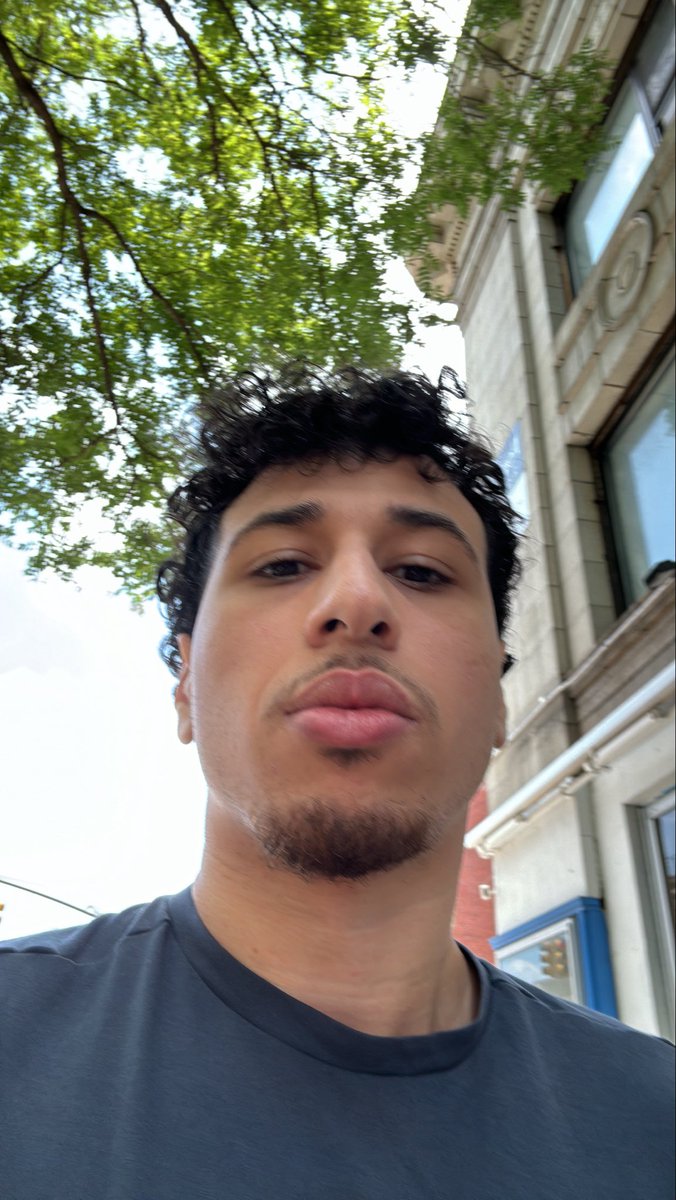 26 now and I’m still broke ima kms!!!!!!!!