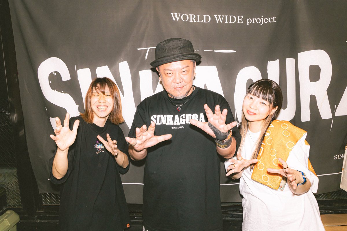 DATE_ME_GANE_'s tweet image. 2025.8.9 新神楽
『#DATEMEGANEの日
〜10周年！ふみなれたこの道の向こう〜』

DATE ME GANE
SCOTLAND GIRL(Acoustic Set)
Left
Odd Lazy

大切な一日に出てくれたバンド、遊びに来てくれた皆さん！そして鹿毛さん！
本当にありがとうございました！
DATE ME GANEをこれからもよろしくお願いします！👓