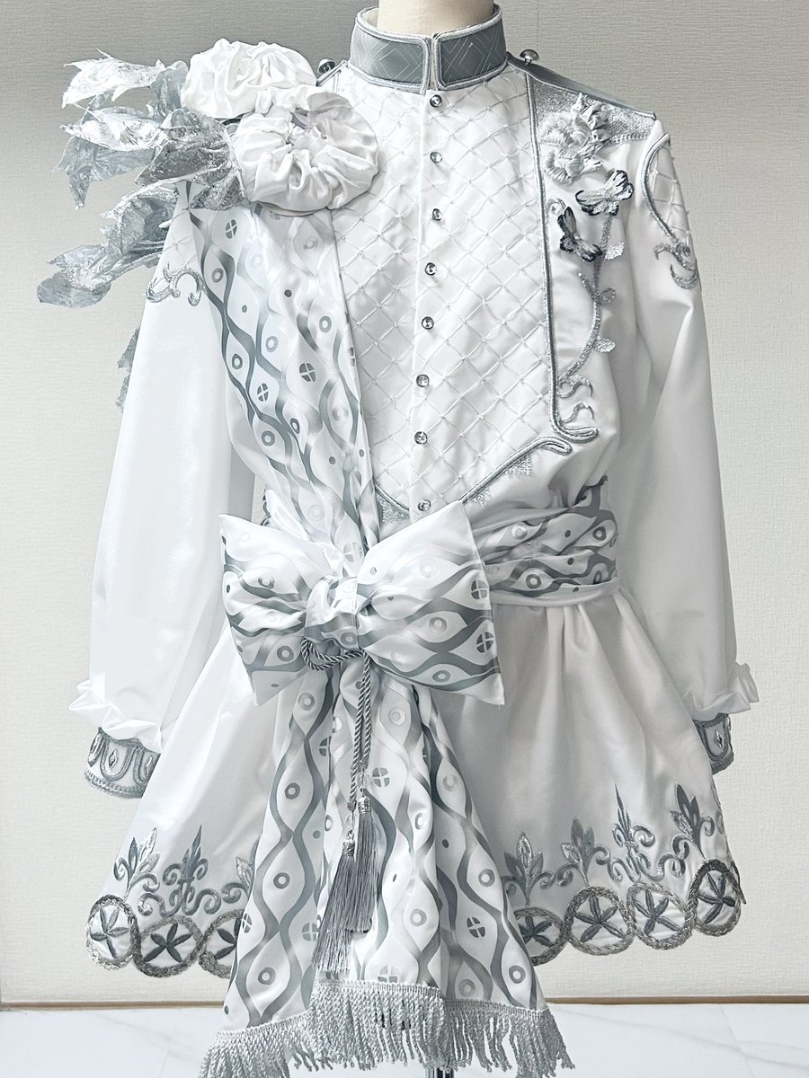 フェアリーガラ シルバー コスプレ ウィッグ付き フェアリーガラ シルバー コスプレ ウィッグ付き Amazon.co.jp: 【GK