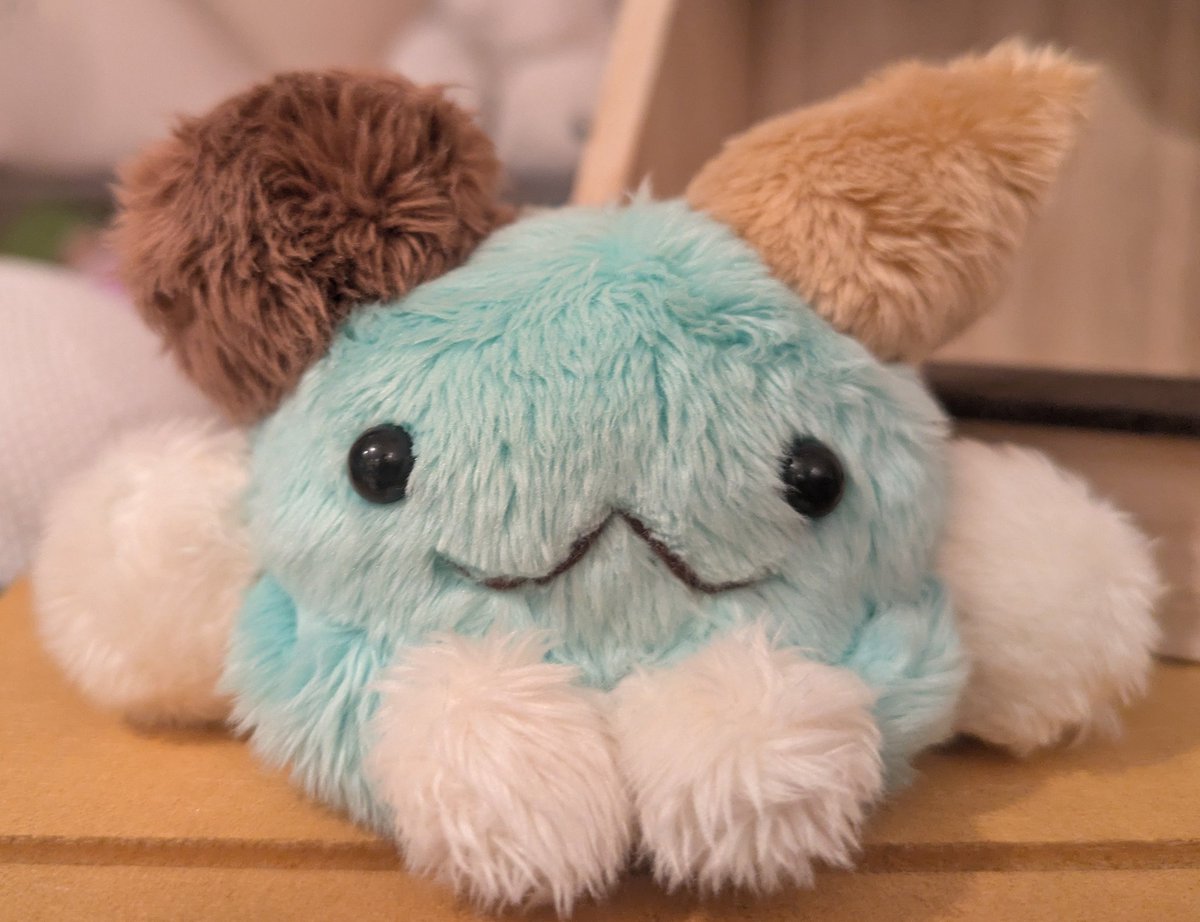 stewpotさんからアイスクリーム（ミント×ちょこ）ちゃんお迎えしました🌿🍫ちょこ耳とコーン耳がかわいいですね👂️
#stewpotfriends