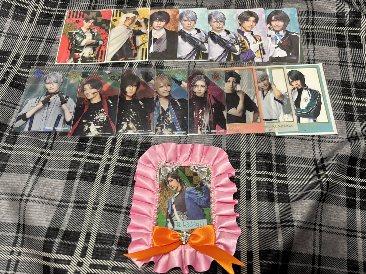 【交換】ミュージカル刀剣乱舞  刀ミュ 缶バッジ カード

譲)画像参照

求)缶バッジ笹貫♾＞アスクタ肥前、大包平、ソハヤ、カード大包平 各1

異種交換可能(差額支払い)
ソハヤは肥前を含む場合のみ
肥前 長義 豊前 山姥切 後家 鶴丸 大倶利伽羅は日向を同数含む方のみ

検索からでもお声掛け下さい