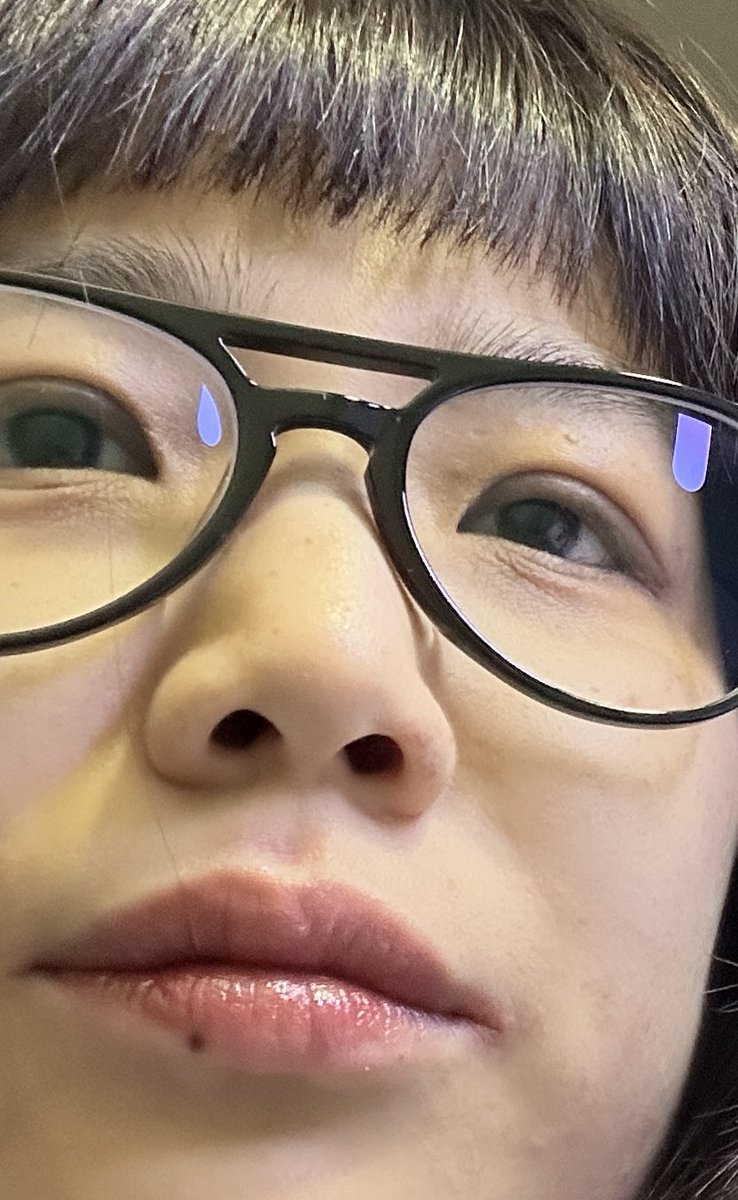 <a href="/cowiscau/">김혜날(고임)</a> 안녕하세요?전오늘눈뜨자마자치킨을먹엇어요
사진은없어요
셀카라도드릴게요