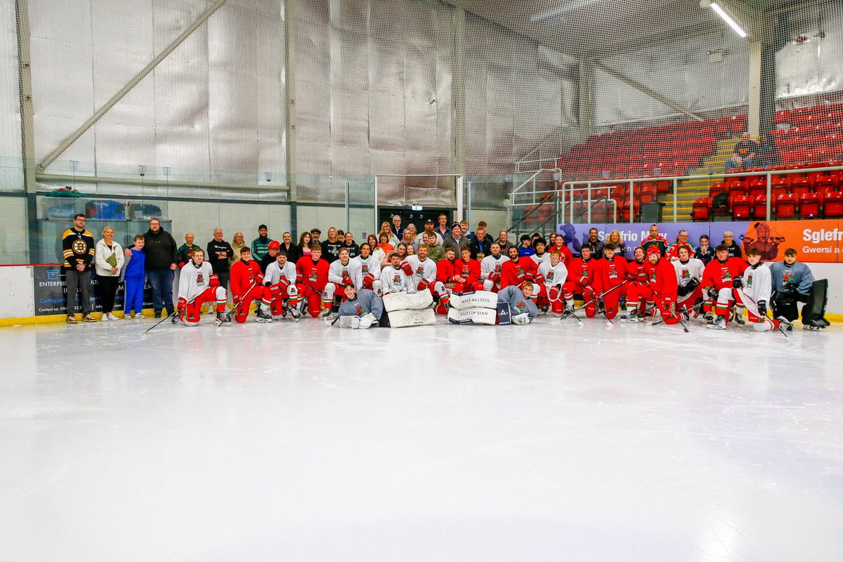 Deeside Dragons Ice Hockey Club (@dragonsihc) on Twitter photo ๐ฅ๐๐๐ ๐๐ก, ๐๐ฅ๐๐๐ข๐ก๐ฆ ๐๐๐ ๐๐๐ฌ๐ฅ
Yesterday was so much fun meeting our season ticket holders. We hope you are all excited for the season ๐
There is still time for you to secure your 2025/26 season ticket ๐๏ธ
๐๐ป shop.dragonsihc.com/series/2025-26โฆ ๐ฅ๐๐๐ ๐๐ก, ๐๐ฅ๐๐๐ข๐ก๐ฆ ๐๐๐ ๐๐๐ฌ๐ฅ
Yesterday was so much fun meeting our season ticket holders. We hope you are all excited for the season ๐
There is still time for you to secure your 2025/26 season ticket ๐๏ธ
๐๐ป shop.dragonsihc.com/series/2025-26โฆ