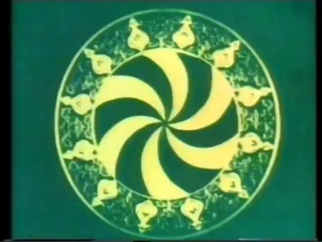 İçinde yaşamak zorunda olmasan çok komik ülke.