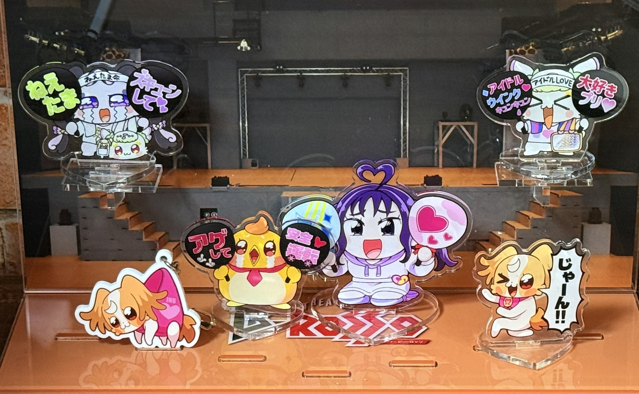 4点組 新品アクリル（太子） 雲小猫@C106土曜東4ア89ab on X: 