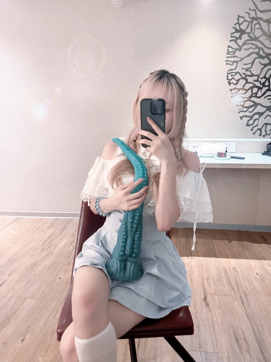 千衍 tweet media