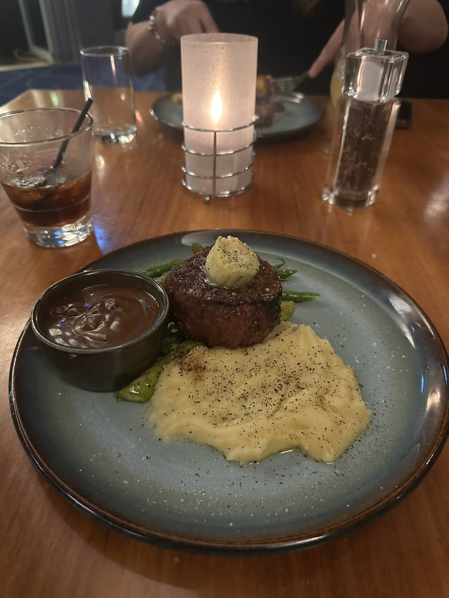 Date night last night was good but I’m broke now. $22 for baby oysters is a rip off. Steak was unreal. I remember when $100 would pay for two meals and drinks not these days 🤣🤣.