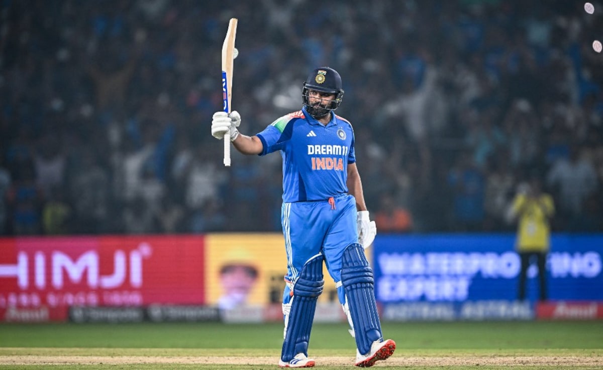 ROHIT SHARMA IN ODI CRICKET SINCE 2023:

Matches - 38.
Innings - 37.
Runs - 1714.
Average - 48.97.
Strike rate - 117.23.
Hundreds - 3.
Fifties - 12.
Sixes - 88.

Rohit Sharma is just phenomenal in ODI, he has changed the game in ODI Cricket - The Hitman of World Cricket. 🐐
