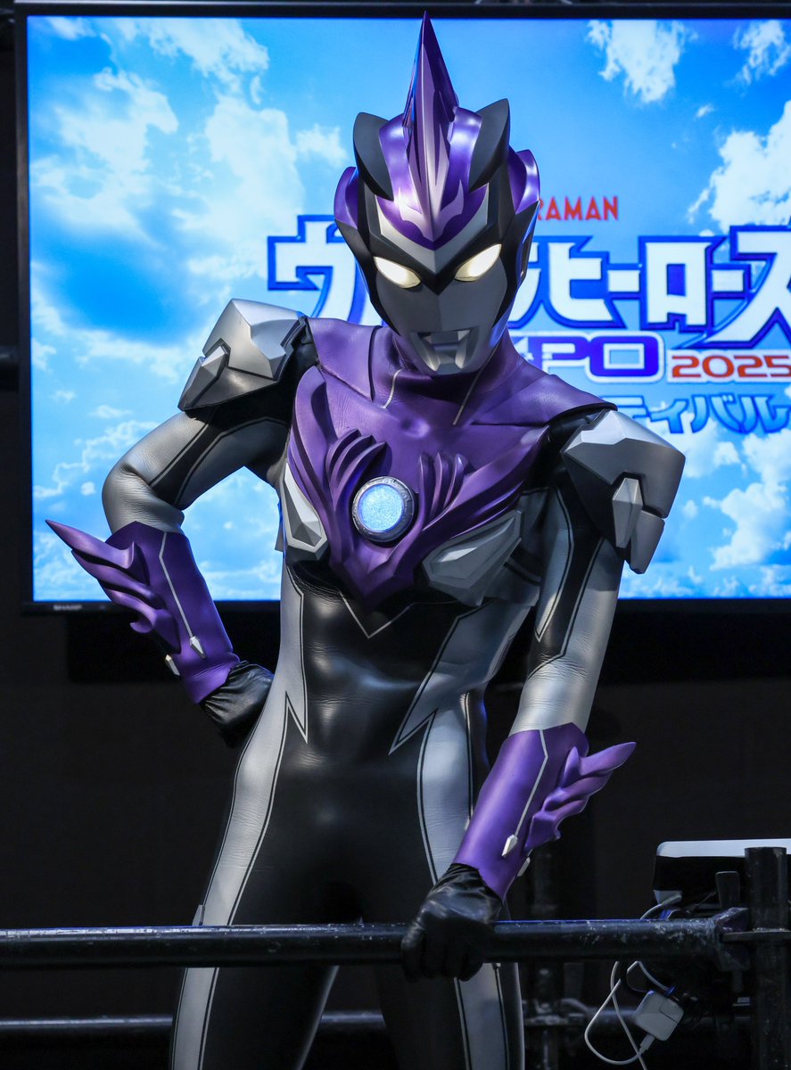 風纏ってるイサ兄撮るのたぶん3年近くぶりだ…‼︎
#ウルサマ #ウルトラマンブル