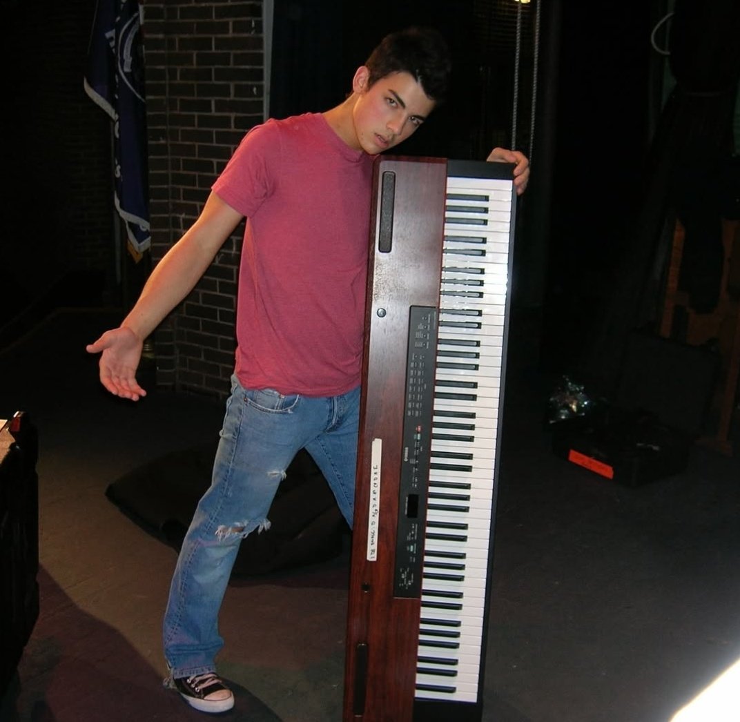 cruel and unusual to post these at 7 am!!!!!!!!! am unwell!!!!!!!