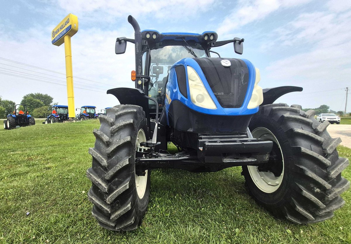 New Holland Dealers Of Ont (@nhdlrsontario) on Twitter photo Yep, there's just something about those #BlueTractors!
We've got your next one ready to go to work for you.
Your local #NewHolland dealership has the equipment solutions you need … and the equipment offers you deserve.
<a href="/CNHIndustrial/">CNH</a> <a href="/NHAgriculture/">New Holland North America</a> #NewHollandDealers #OntAg Yep, there's just something about those #BlueTractors!
We've got your next one ready to go to work for you.
Your local #NewHolland dealership has the equipment solutions you need … and the equipment offers you deserve.
<a href="/CNHIndustrial/">CNH</a> <a href="/NHAgriculture/">New Holland North America</a> #NewHollandDealers #OntAg