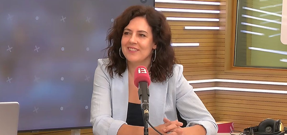 Conselleria de Famílies i Afers Socials (@goib_social) on Twitter photo 🔵 “Presentarem pròximament un pla de xoc de dependència i discapacitat per rebaixar les llistes d'espera”
Pots veure l'entrevista a la consellera Sandra Fernández (<a href="/Sanfh/">Sandra Fernández Herranz</a>) d'avui a <a href="/AldiaIB3/">Al Dia IB3</a> <a href="/IB3/">IB3</a>
🔗ib3alacarta.com/play/tv/aldia.… 🔵 “Presentarem pròximament un pla de xoc de dependència i discapacitat per rebaixar les llistes d'espera”
Pots veure l'entrevista a la consellera Sandra Fernández (<a href="/Sanfh/">Sandra Fernández Herranz</a>) d'avui a <a href="/AldiaIB3/">Al Dia IB3</a> <a href="/IB3/">IB3</a>
🔗ib3alacarta.com/play/tv/aldia.…