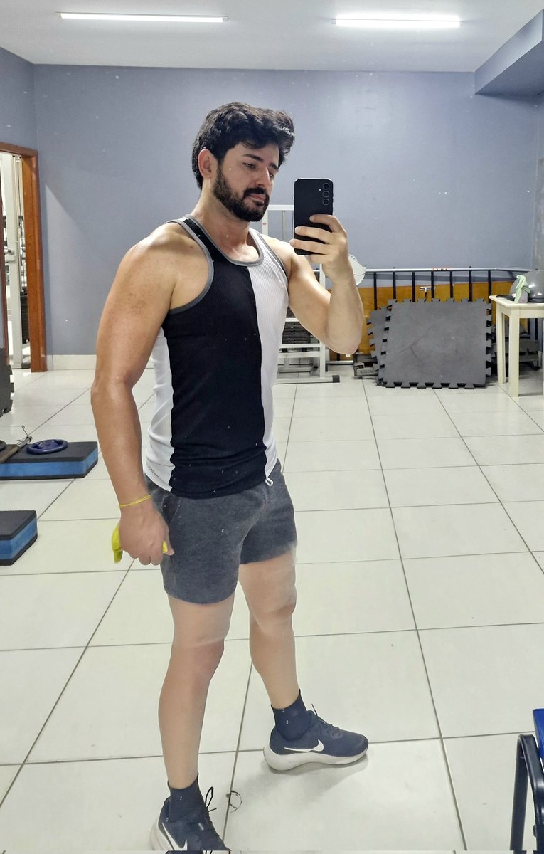 Começamos a semana focado e estamos terminando com muito foco! Uma hora o resultado vem! Mas a autoestima tá boa hoje!