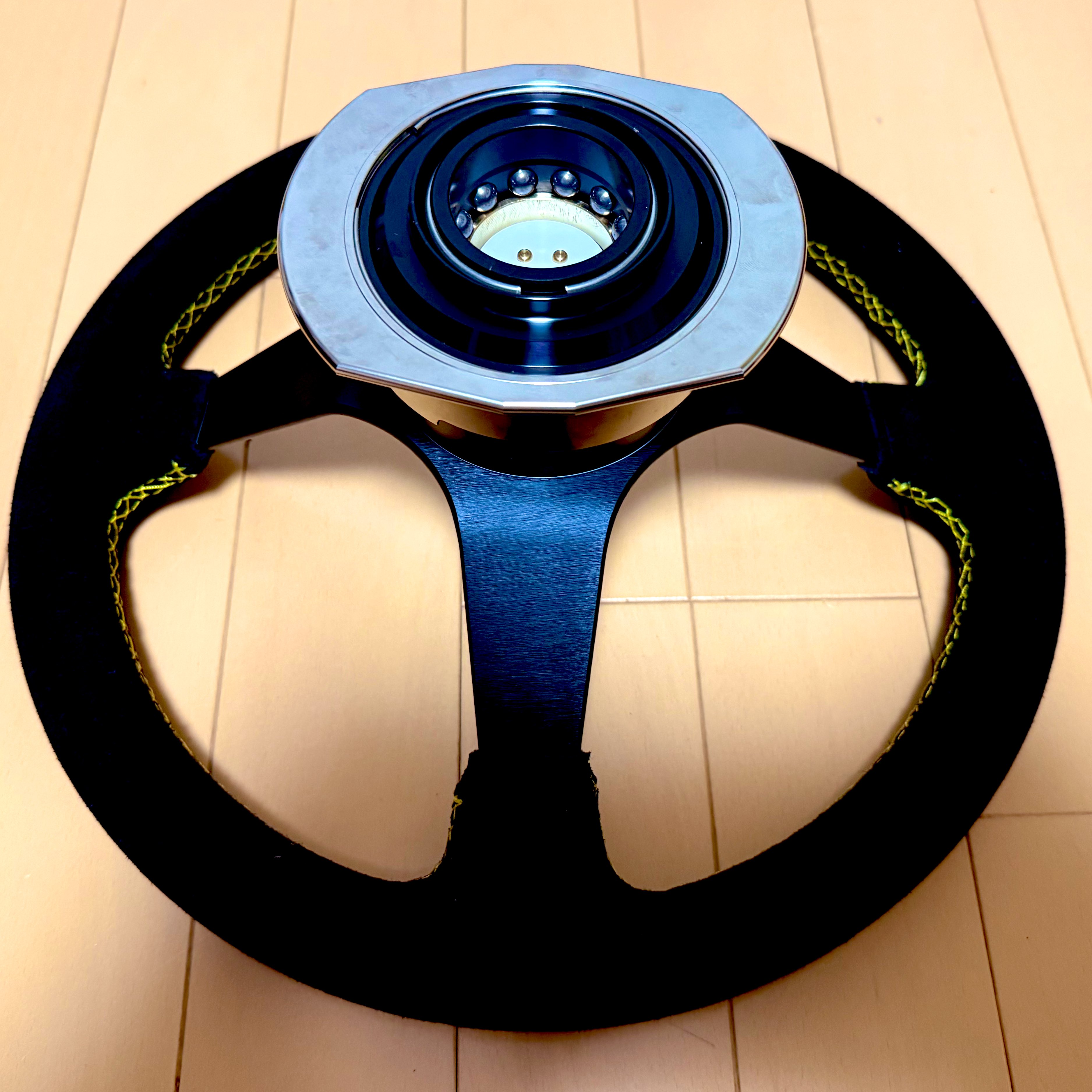 THE KAWAII FITMENT CLUB ステアリングホイール KF steering wheel ver.03 black / yellow | KAWAII FITMENT.
