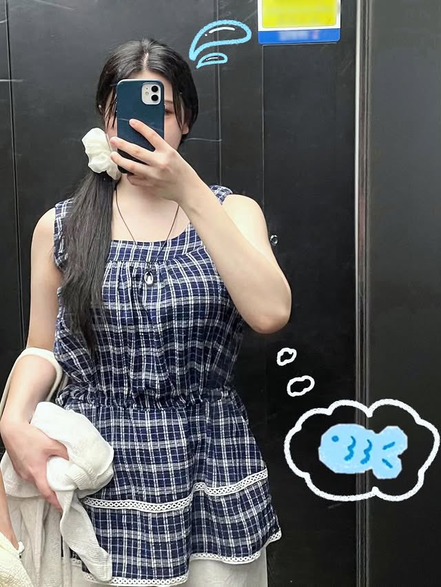 yeonsuthinker's tweet photo. summer princess ryu yeonsu💙🤍

#YEONSU #연수 #ADYA #에이디야 https://t.co/P0EcBI18AP