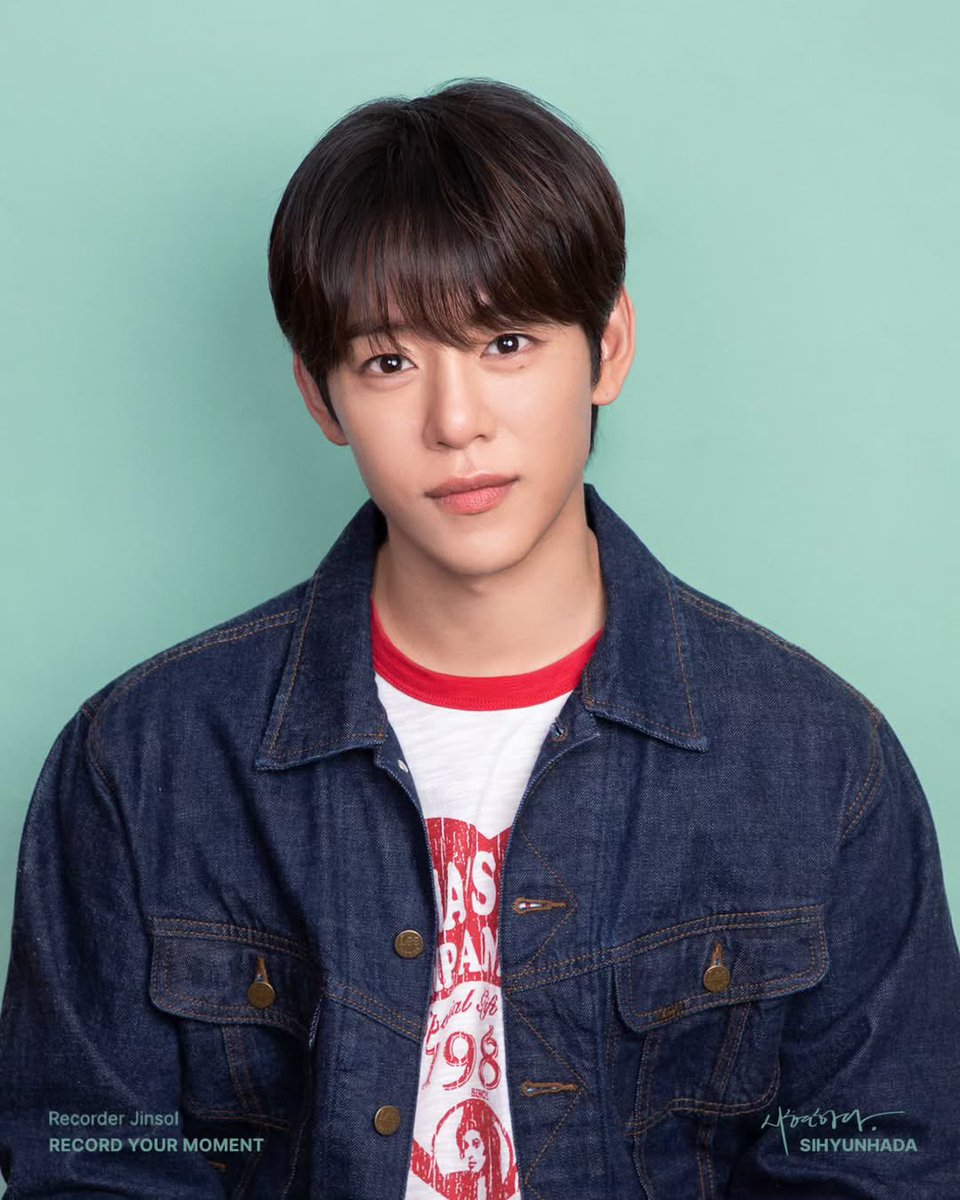 [📸] 250808 JUNG DAEHYUN
(official_jdh) IG Post 

I’ve tried taking a photo as well 🫣
instagram.com/p/DNF4xZPTrgk/

#JUNGDAEHYUN #정대현 #BAP #비에이피