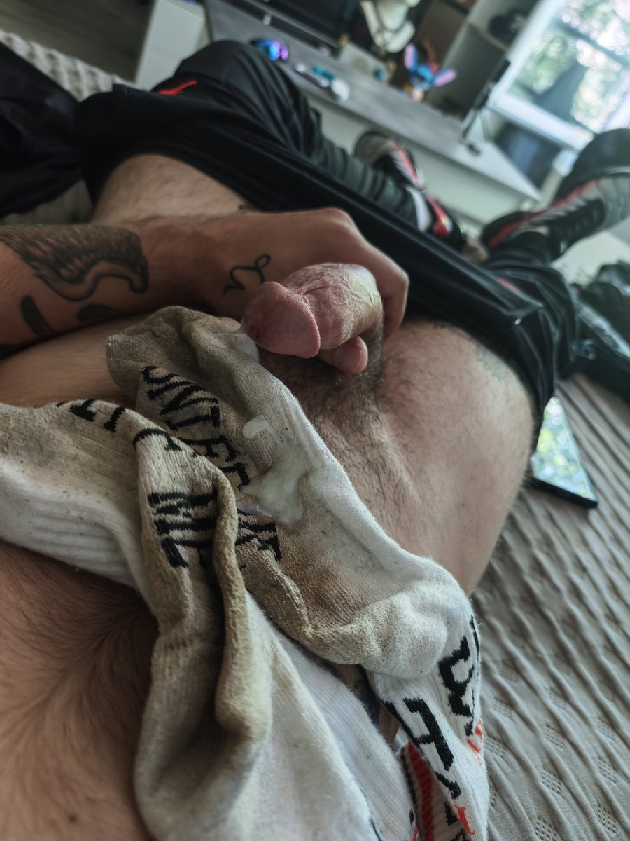 De retour sur X 😈

linktr.ee/Draikon_pup

#gaytn #gaypuppy #gayparis #gaysniffeur #gayfeet #gaylove #gaycho7 #gayfrance #gaynight #puppysniff #puppykiffeur #puppyplayfrance #puppy #puppyfrance #puppyplay #kiffeur #kiffeurfrance #kiffeurtn #kiffeurgayfrance #snifftn #sniffeur