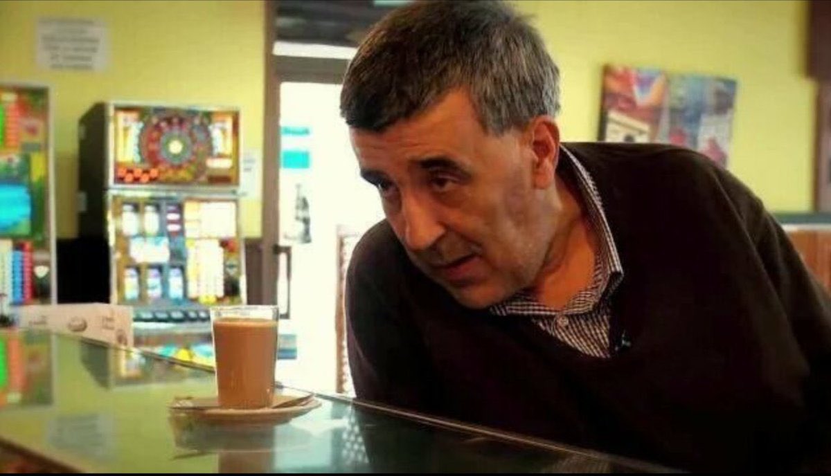 –Invita a una ronda a toda esta gente tan maja que se han acordado hoy de mí.