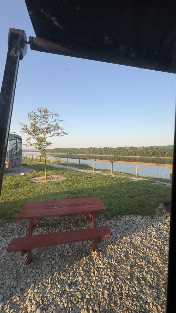 RVNewAdventures tweet media