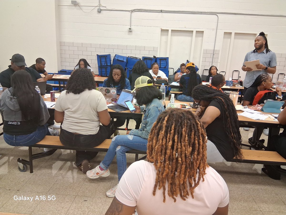 "Before you are a leader, success is all about growing yourself. When you become a leader, success is all about growing others," according to Jack Welch. 

<a href="/FPCS_Woodridge/">Friendship Woodridge</a>
@Friendshippcs
#FPCSWD
#Journeyto30
#Friendshipsjourneyto30
#Onefriendship