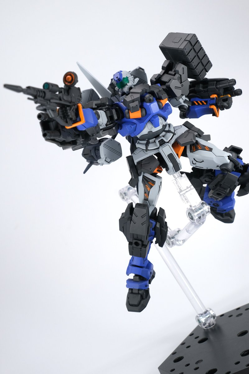 にっしぃ onegravity TATSUYAOCONOGI® チャンキーミッドカットスニーカー