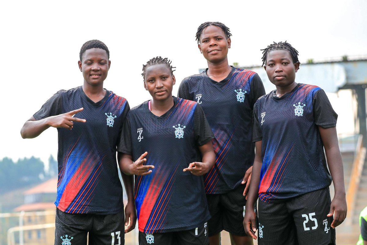 Kwatulirawinnie's tweet photo. New challenge👌The journey begins🔝towards the big♻️ dreams ✈🚆🌏⚽ @FcKampala @JaleMorgan3 @MugabiGeoffreyJ @NBSportUg @SNankwanga16 @NassaliCathy @posner256 @Nagadyacathy7 @FNajjemba13 @Nabulobipatien3 #Easternqueen https://t.co/uYHljeKFKz